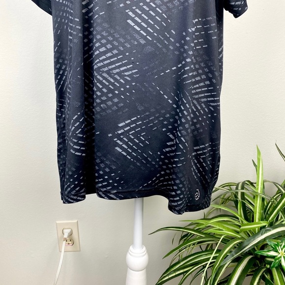 Be Inspired, Plus Size 2X Workout Activewear Top Black & Gray Scoop Neck EUC - Picture 3 of 7